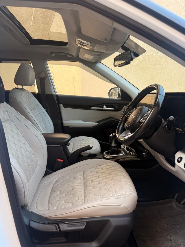 Second-hand 2022 Kia Seltos HTX Diesel for sale in Thane-13