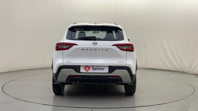 Second-hand 2024 Nissan Magnite Turbo CVT XV Premium for sale in Bangalore-4