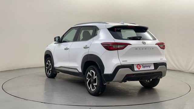 Second-hand 2024 Nissan Magnite Turbo CVT XV Premium for sale in Bangalore-5