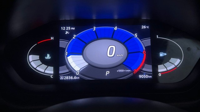 Second-hand 2024 Nissan Magnite Turbo CVT XV Premium for sale in Bangalore-13