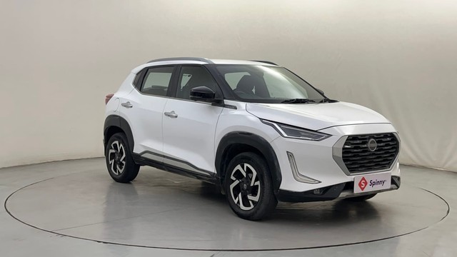 Second-hand 2024 Nissan Magnite Turbo CVT XV Premium for sale in Bangalore-1