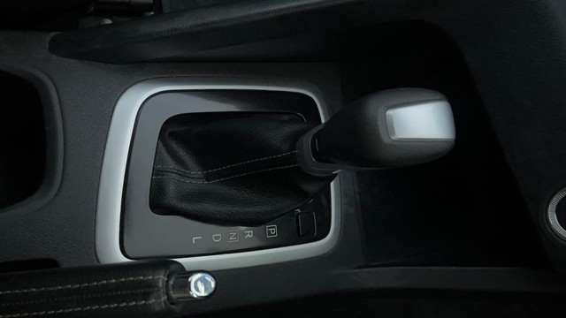 Second-hand 2024 Nissan Magnite Turbo CVT XV Premium for sale in Bangalore-12