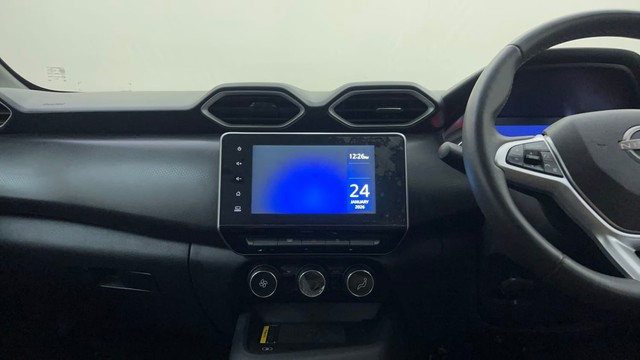 Second-hand 2024 Nissan Magnite Turbo CVT XV Premium for sale in Bangalore-23