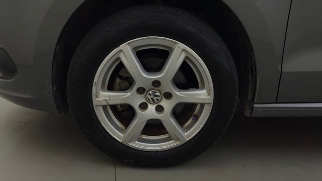 Second-hand 2013 Volkswagen Vento 1.0 TSI Highline for sale in Mysore-20