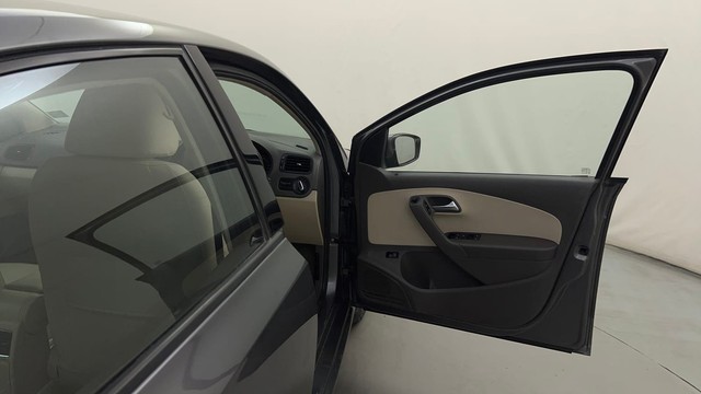 Second-hand 2013 Volkswagen Vento 1.0 TSI Highline for sale in Mysore-16