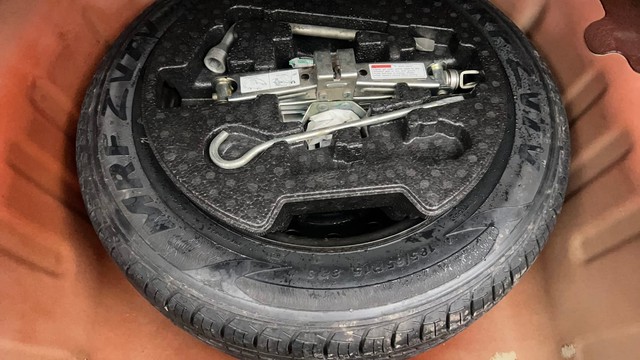 Second-hand 2016 Maruti Ciaz ZXi for sale in Kolkata-21