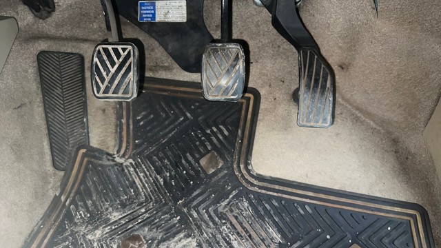 Second-hand 2016 Maruti Ciaz ZXi for sale in Kolkata-14