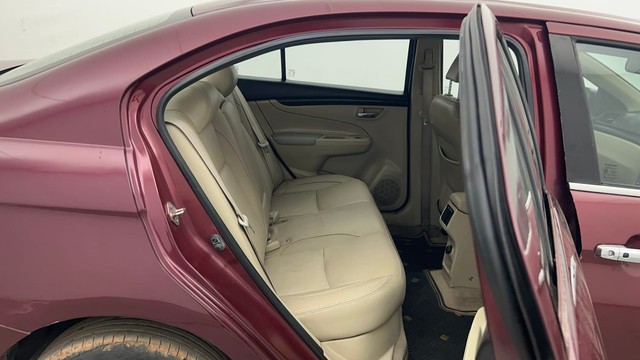 Second-hand 2016 Maruti Ciaz ZXi for sale in Kolkata-36