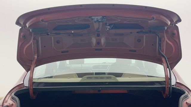 Second-hand 2016 Maruti Ciaz ZXi for sale in Kolkata-33