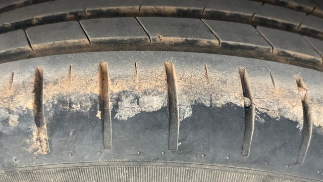 Second-hand 2016 Maruti Ciaz ZXi for sale in Kolkata-28