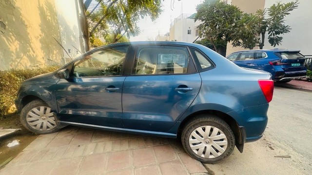 Second-hand 2017 Volkswagen Ameo 1.2 MPI Comfortline for sale in Greater Noida-3