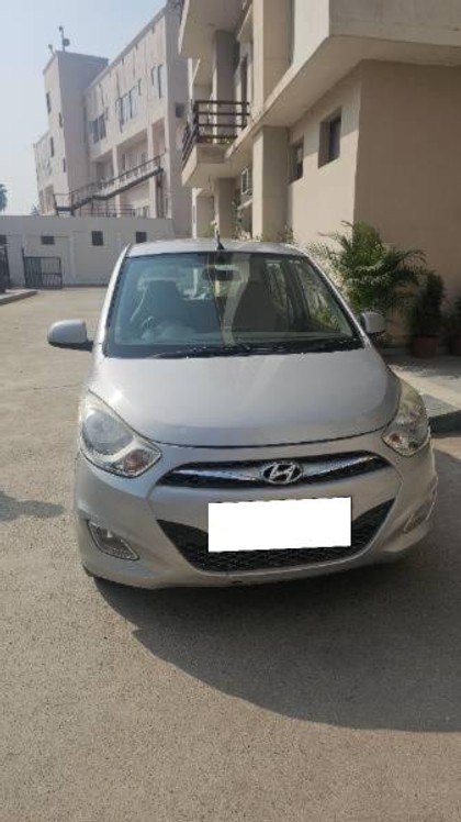Second-hand 2015 Hyundai i10 Sportz 1.1L for sale in Bareilly