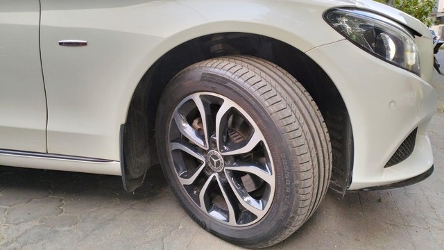 Second-hand 2018 Mercedes-Benz C-Class Prime C 220d for sale in Coimbatore-18