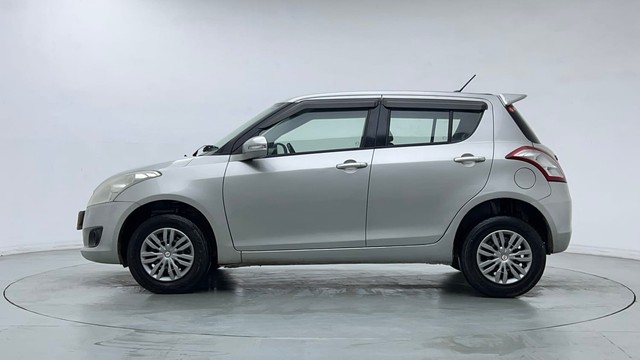 Second-hand 2013 Maruti Swift VXI for sale in Coimbatore-6