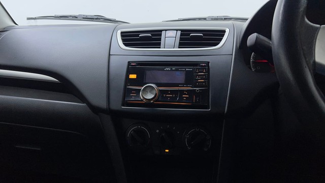 Second-hand 2013 Maruti Swift VXI for sale in Coimbatore-35