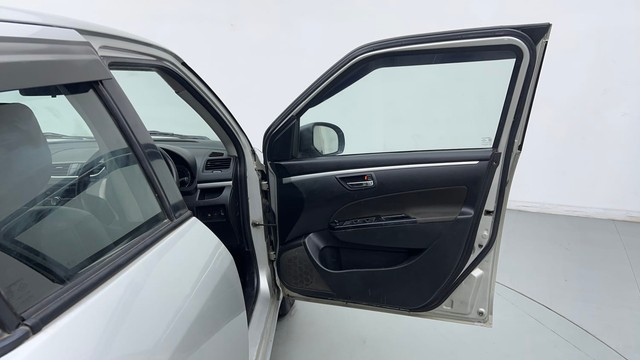 Second-hand 2013 Maruti Swift VXI for sale in Coimbatore-16