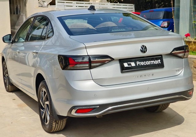Second-hand 2022 Volkswagen Virtus Topline AT BSVI for sale in Bangalore-8