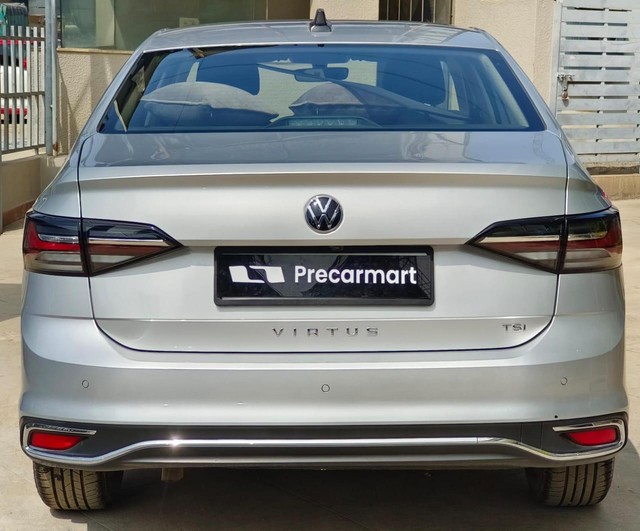Second-hand 2022 Volkswagen Virtus Topline AT BSVI for sale in Bangalore-9