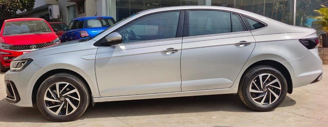 Second-hand 2022 Volkswagen Virtus Topline AT BSVI for sale in Bangalore-3