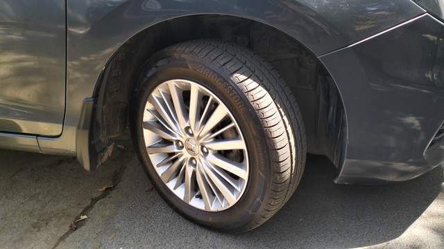 Second-hand 2022 Honda City V MT for sale in Coimbatore-11