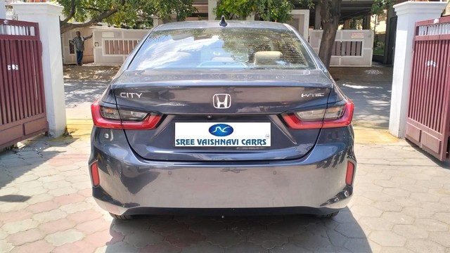 Second-hand 2022 Honda City V MT for sale in Coimbatore-2