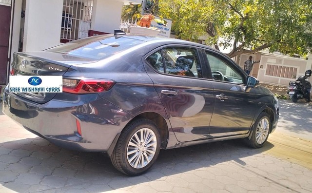 Second-hand 2022 Honda City V MT for sale in Coimbatore-1