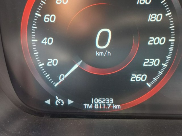 Second-hand 2017 Volvo XC60 D5 Inscription for sale in Coimbatore-4