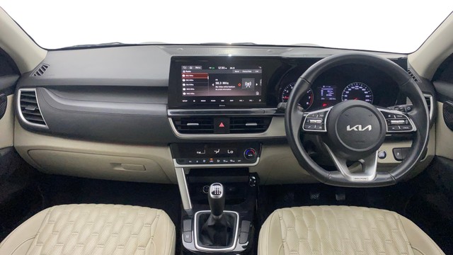 Second-hand 2022 Kia Seltos HTX G for sale in Bangalore-22