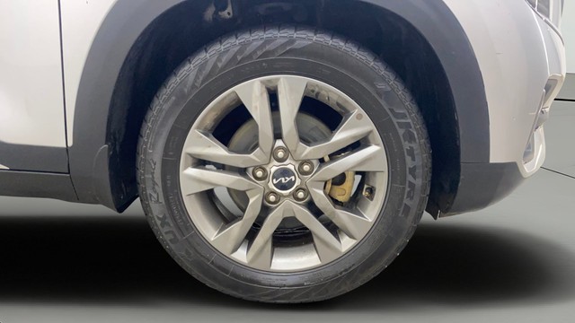 Second-hand 2022 Kia Seltos HTX G for sale in Bangalore-27