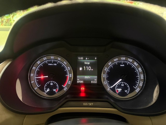 Second-hand 2019 Skoda Octavia 2.0 TDI AT Style Plus for sale in Hyderabad-11