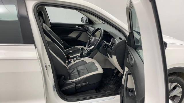 Second-hand 2021 Volkswagen Taigun 1.0 Topline for sale in Jaipur-15