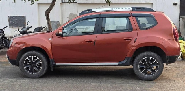 Second-hand 2016 Renault Duster 110PS Diesel RxZ AMT for sale in Noida-2