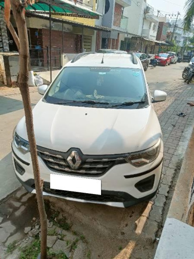 Second-hand 2020 Renault Triber RXT BSIV for sale in Vadodara-2