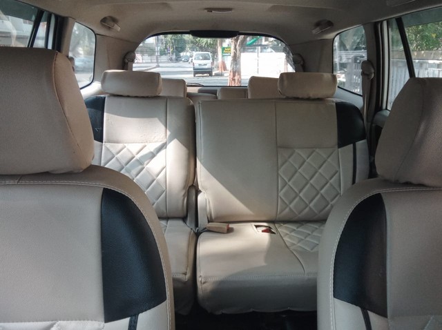 Second-hand 2013 Toyota Innova 2.5 GX (Diesel) 7 Seater for sale in Ahmedabad-6