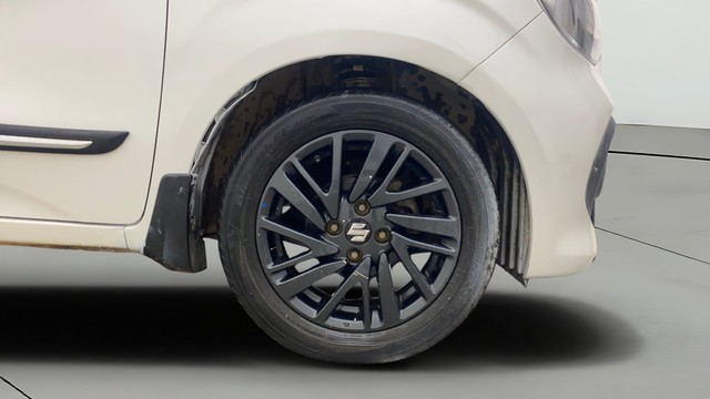 Second-hand 2022 Maruti Celerio ZXI Plus AMT BSVI for sale in Bangalore-27