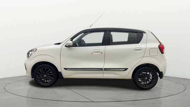 Second-hand 2022 Maruti Celerio ZXI Plus AMT BSVI for sale in Bangalore-17