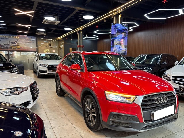 Second-hand 2018 Audi Q3 30 TFSI Premium FWD for sale in Pune-2