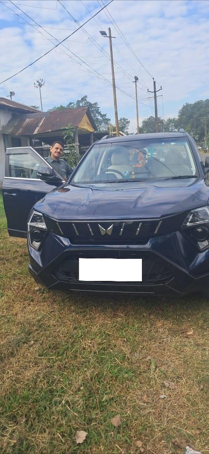 Second-hand 2024 Mahindra XUV 3XO AX5 AT for sale in Jorhat
