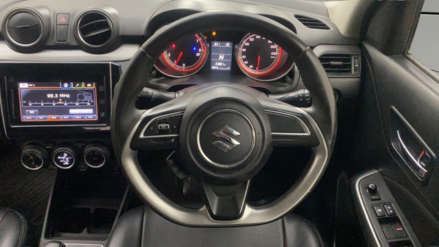 Second-hand 2019 Maruti Swift ZXI Plus AMT for sale in Bangalore-12