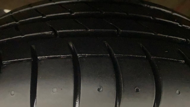 Second-hand 2019 Maruti Swift ZXI Plus AMT for sale in Bangalore-31