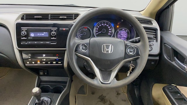 Second-hand 2017 Honda City i VTEC SV for sale in Navi Mumbai-12