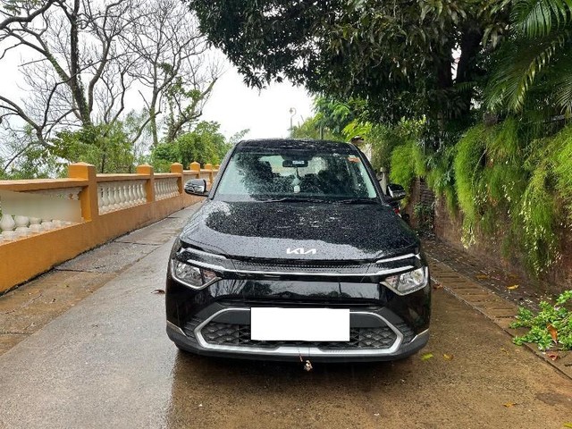 Second-hand 2025 Kia Carens Premium Diesel for sale in Ponda-7