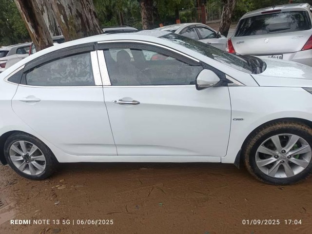 Second-hand 2012 Hyundai Verna 1.6 SX for sale in Roorkee-3