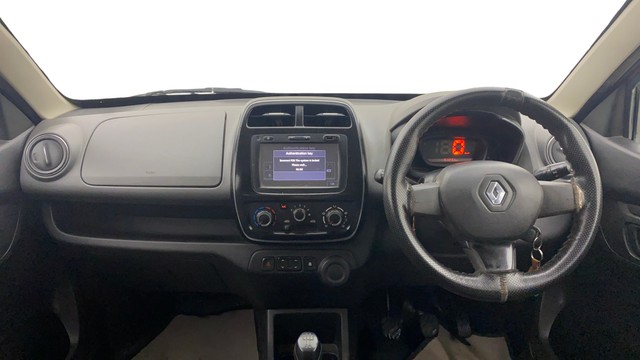 Second-hand 2018 Renault KWID 1.0 RXT for sale in Ahmedabad-10