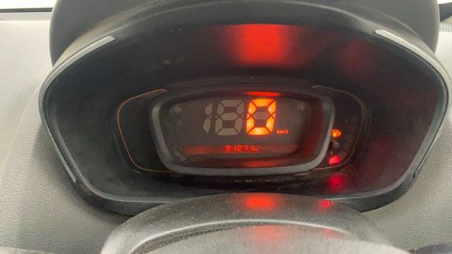 Second-hand 2018 Renault KWID 1.0 RXT for sale in Ahmedabad-11