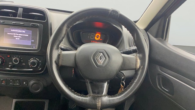 Second-hand 2018 Renault KWID 1.0 RXT for sale in Ahmedabad-12