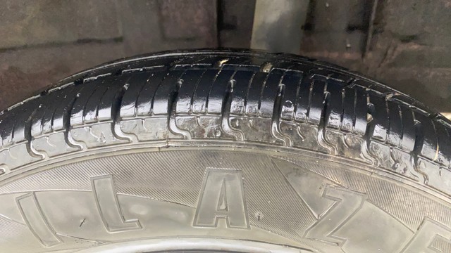 Second-hand 2018 Renault KWID 1.0 RXT for sale in Ahmedabad-31