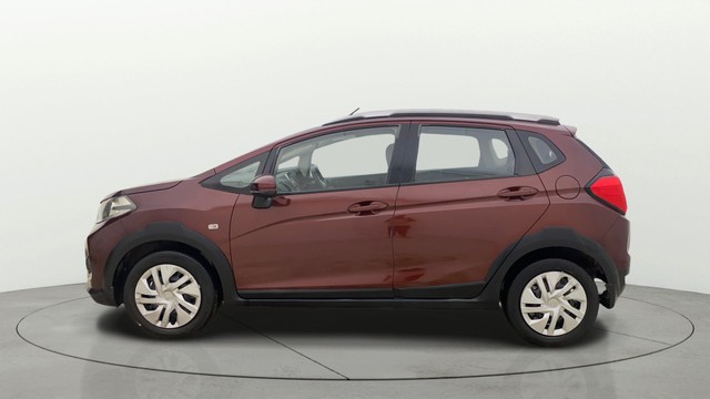 Second-hand 2017 Honda WR-V i-VTEC S for sale in Ahmedabad-5
