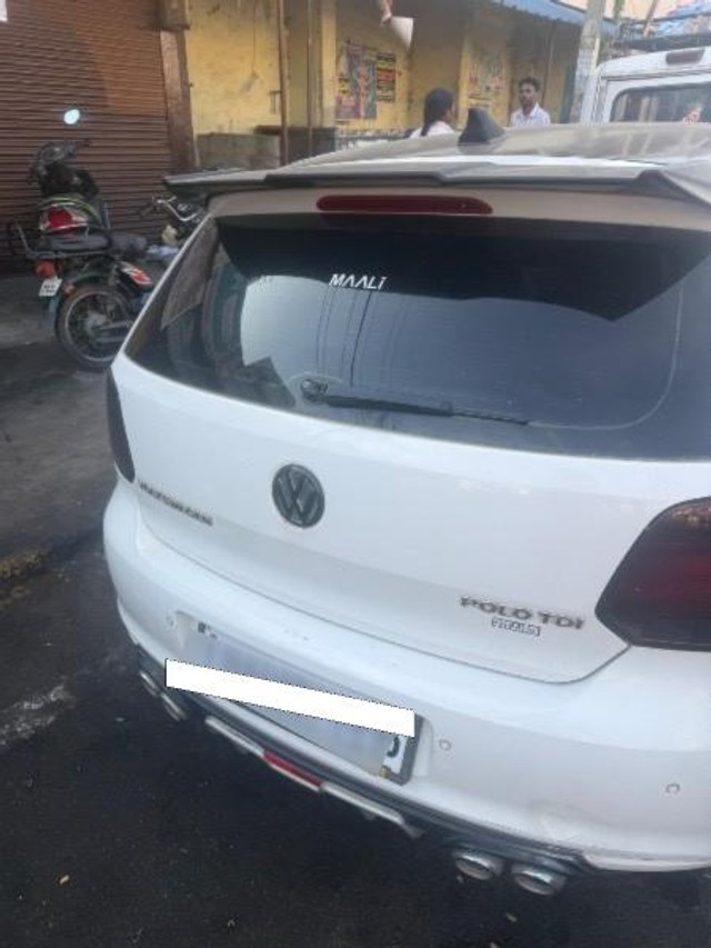 Second-hand 2013 Volkswagen Polo 1.2 MPI Highline for sale in Hassan-3