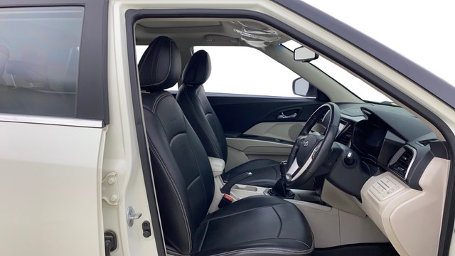 Second-hand 2021 Mahindra XUV300 W8 Diesel BSVI for sale in Ahmedabad-15